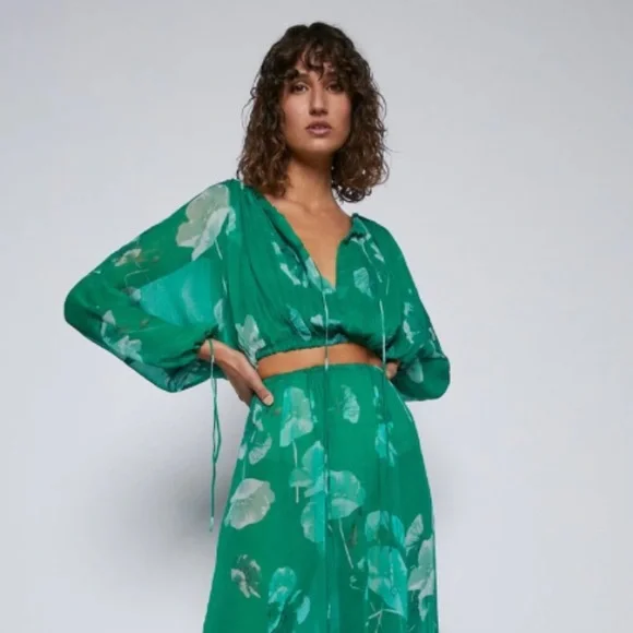 scanlan theodore green dress Scanlan Theodore Maxi Dress Green Paisley Bandana Print Silk Twill Size US 4 main image 1